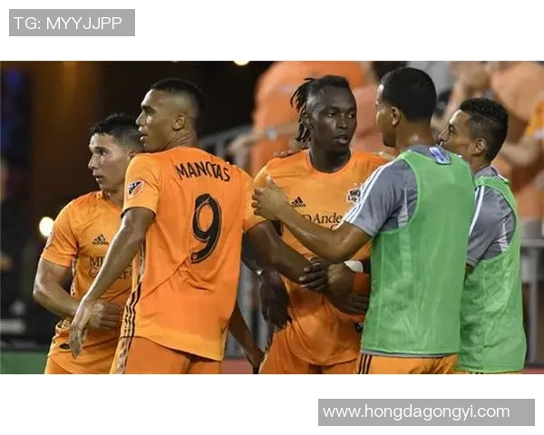 休士顿迪纳摩迎战洛杉矶FC争夺美职联季后赛资格的关键对决