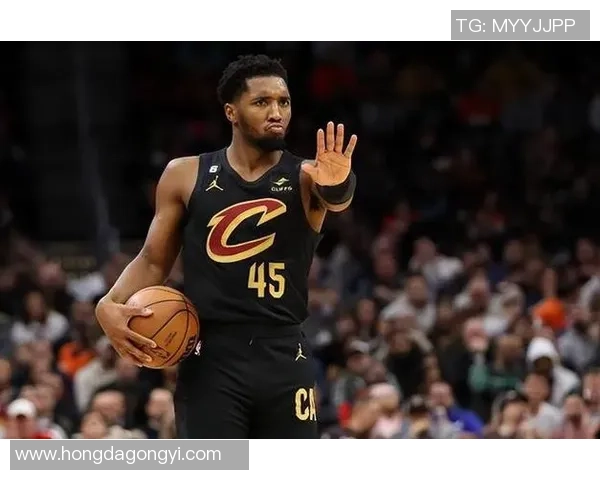 多诺万米切尔：从新秀到全明星的成长之路与篮球梦想