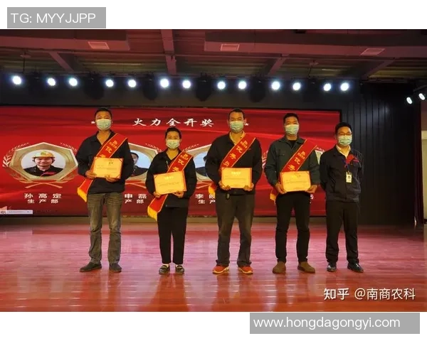 成都羽毛球队在世界锦标赛上的拼搏历程与荣耀时刻分享MBA